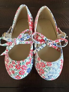 Floral Bow Mary Jane Shoes - White with Red, Blue & Green Flowers